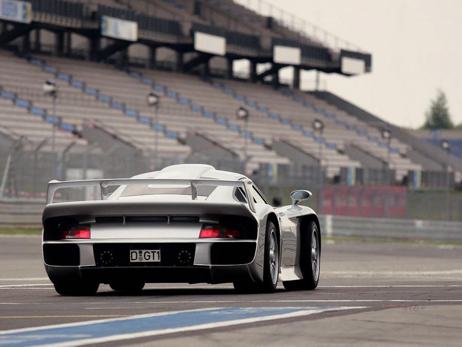  Porsche 911 GT1 Strassenversion 1997 года  (фото 6 из 61)